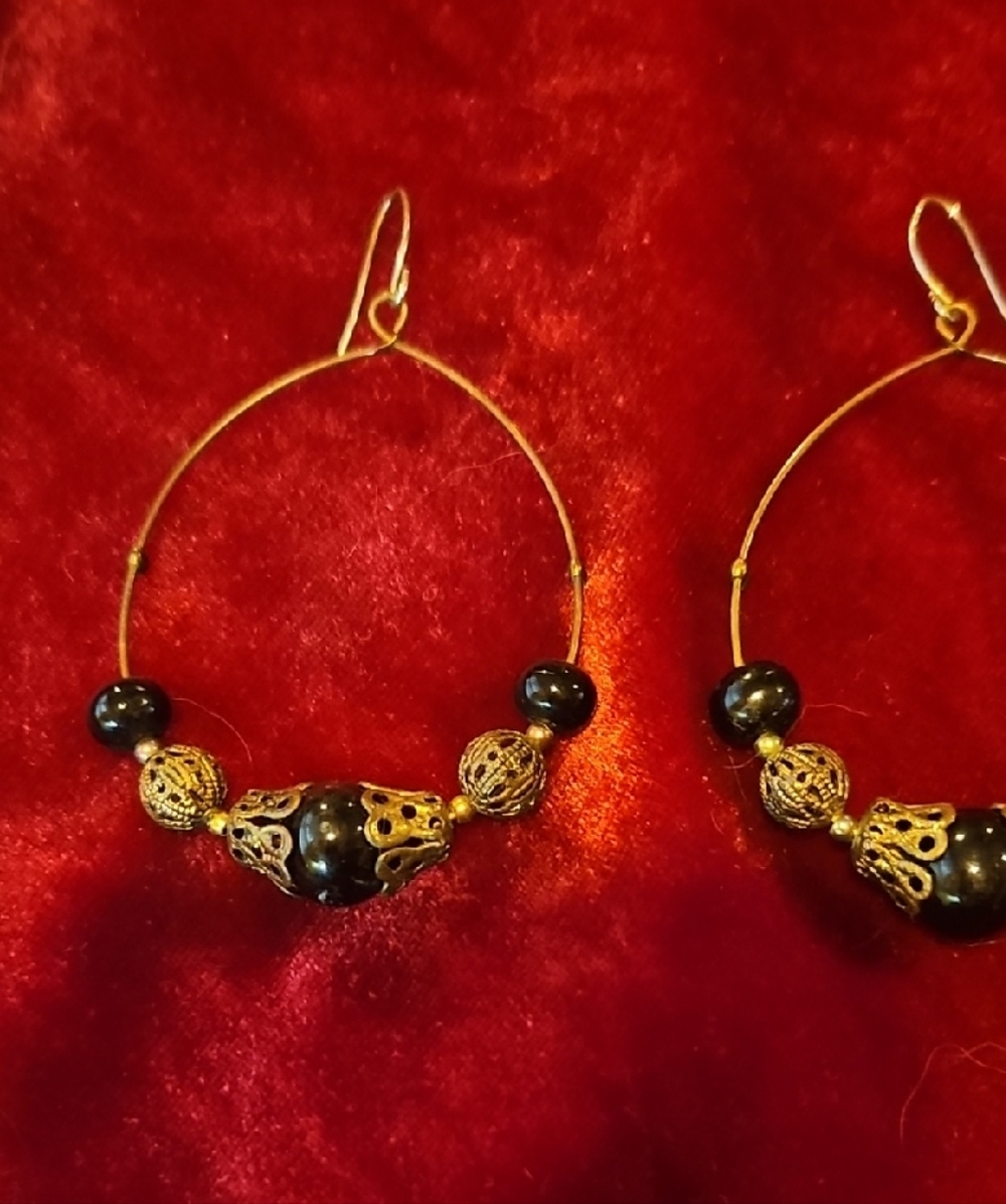 Elegant Vintage 1970s Black and Gold Hoop Earrings